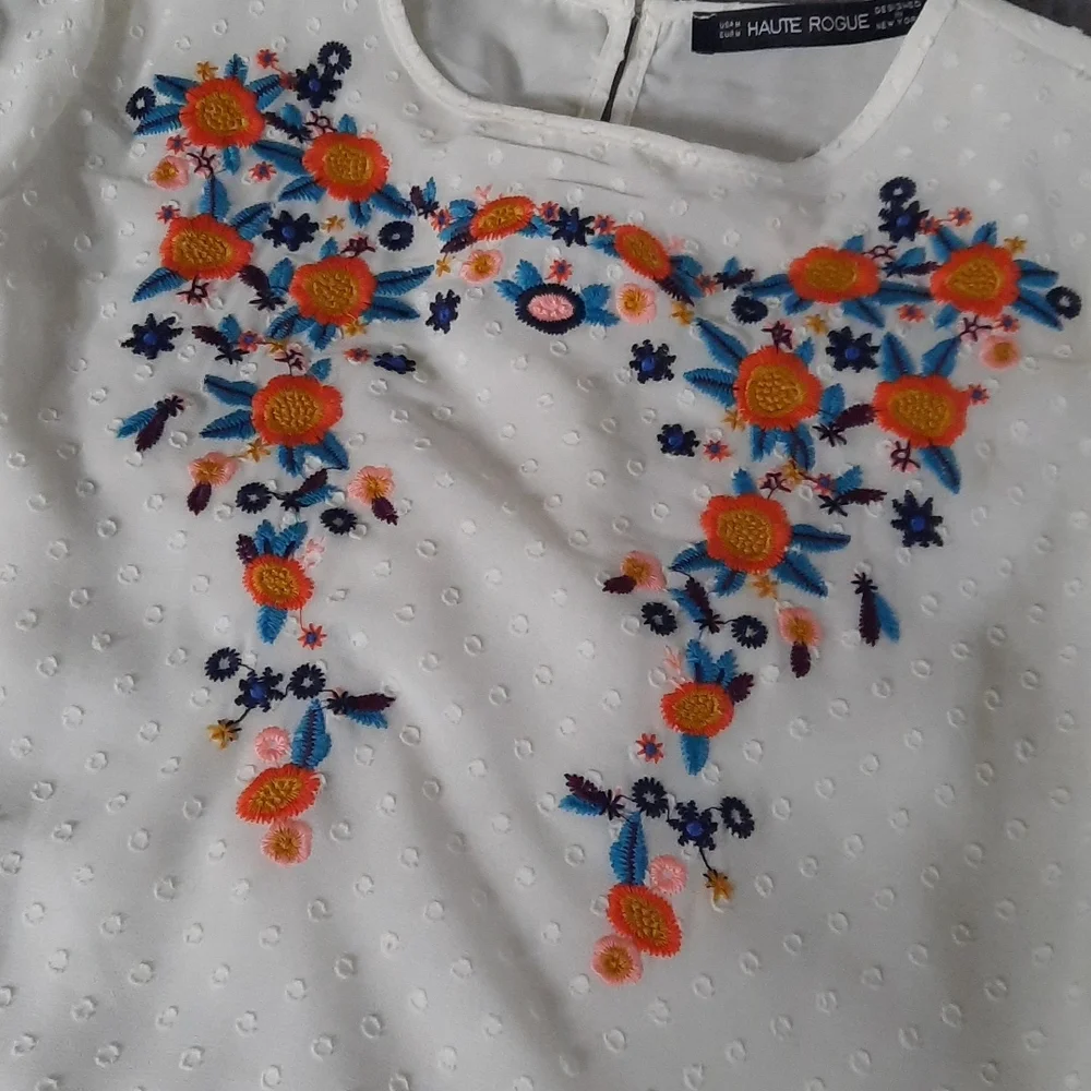 HAUTE ROGUE TOP - Picture 2 of 4